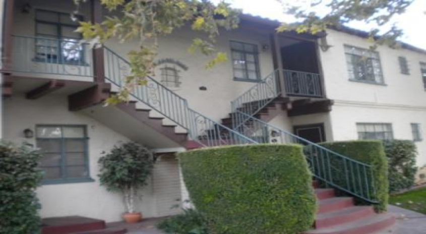 810 - 816 E Hedges Ave, Fresno, California 93728, 2 Bedrooms Bedrooms, ,1 BathroomBathrooms,Apartments,Occupied,E Hedges,1062