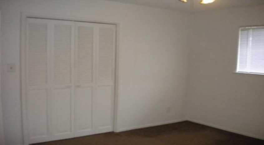 829 E Hedges Ave, Fresno, California 93728, 2 Bedrooms Bedrooms, ,1 BathroomBathrooms,Apartments,Occupied,E Hedges,1063