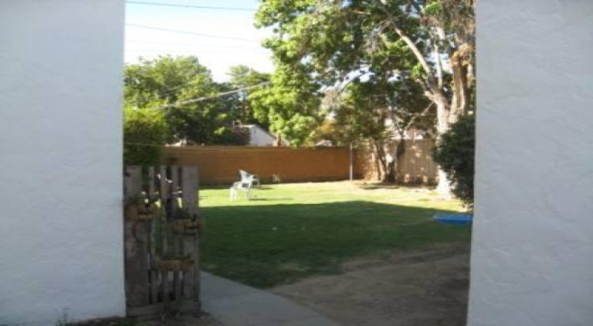 750 E Hedges Ave, Fresno, California 93728, 1 Bedroom Bedrooms, ,1 BathroomBathrooms,Apartments,Occupied,E Hedges,1053