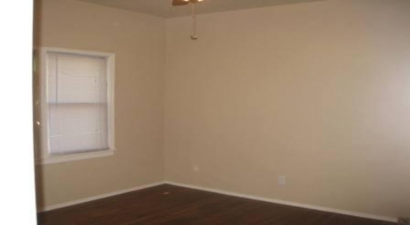 750 E Hedges Ave, Fresno, California 93728, 1 Bedroom Bedrooms, ,1 BathroomBathrooms,Apartments,Occupied,E Hedges,1053