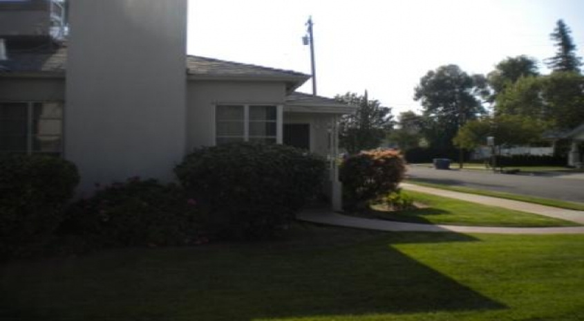 834 - 840 E Elizabeth Ave, Fresno, California 93728, 2 Bedrooms Bedrooms, ,1 BathroomBathrooms,Apartments,Occupied,E Elizabeth,1056