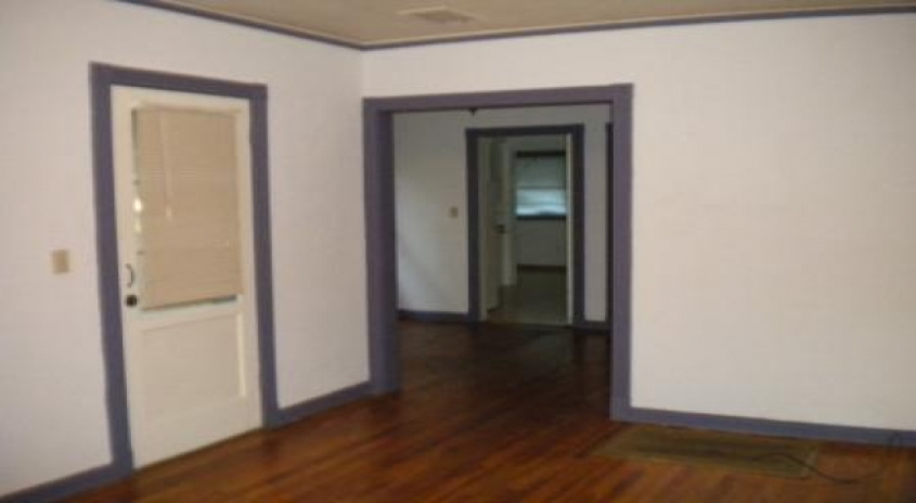 812 - 832 E Carmen Ave, Fresno, California 93728, 1 Bedroom Bedrooms, ,1 BathroomBathrooms,Apartments,Occupied,E Carmen,1058