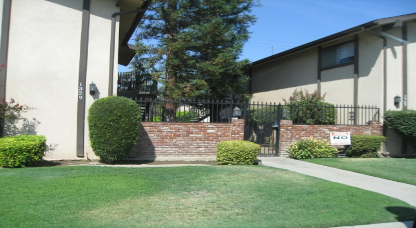 1329 N Van Ness Ave, Fresno, California 93728, 2 Bedrooms Bedrooms, ,2 BathroomsBathrooms,Apartments,For Rent,N Van Ness,1059